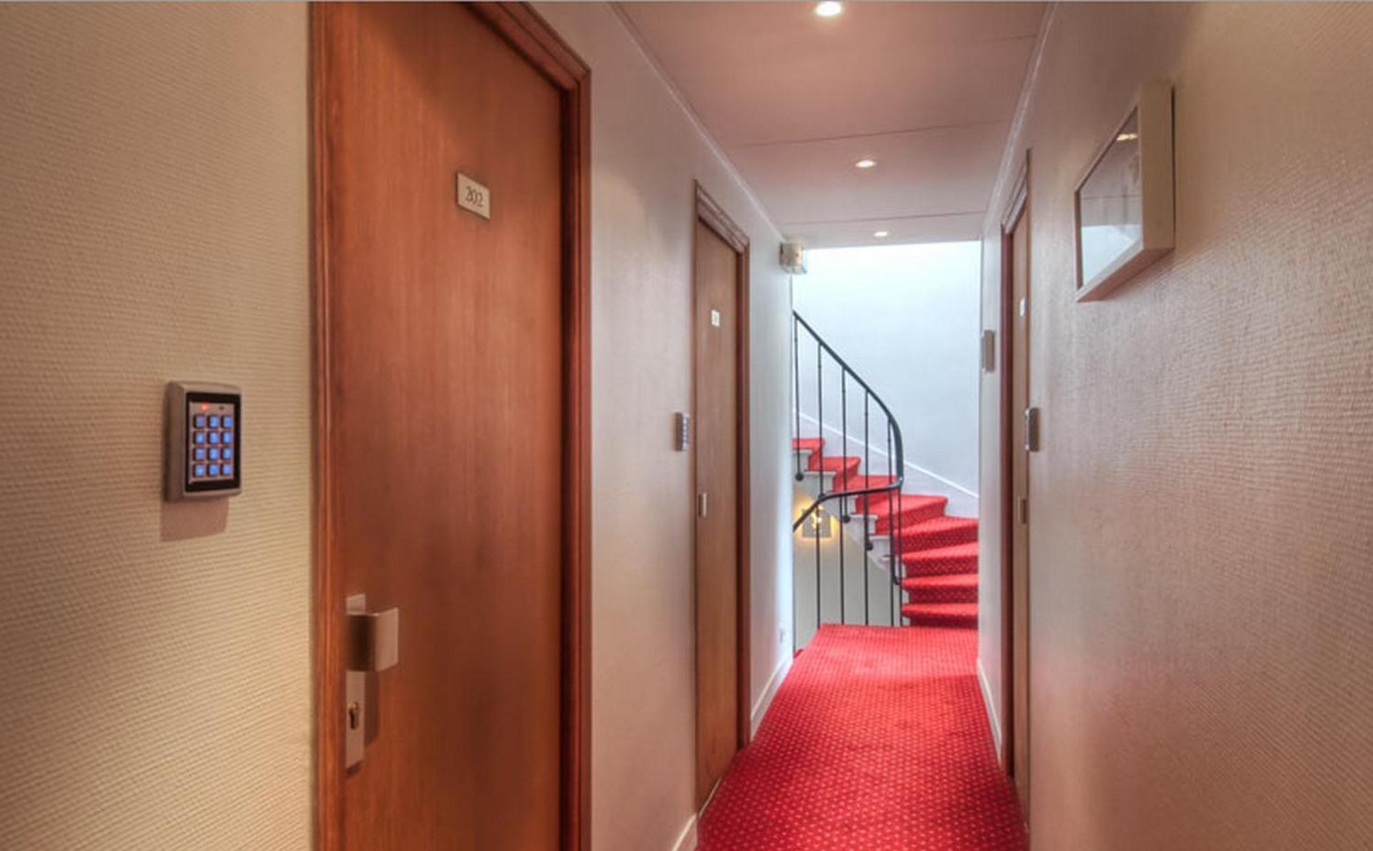 Hôtel Edgar Quinet Paris Exterior foto